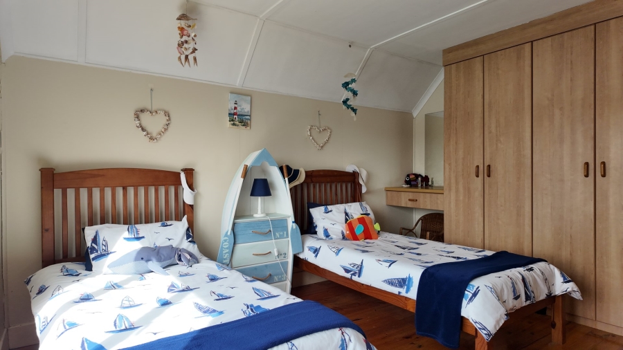 4 Bedroom Property for Sale in Stilbaai Wes Western Cape